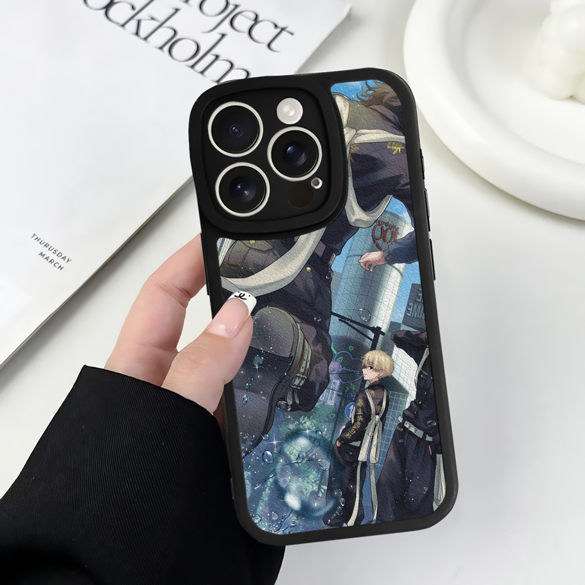 （画像用） 東京リベンジャーズ Tokyo Revengers 【iPhone 16シリーズ対応】シリコンスマホケース（レザー調） 材質：シリコン